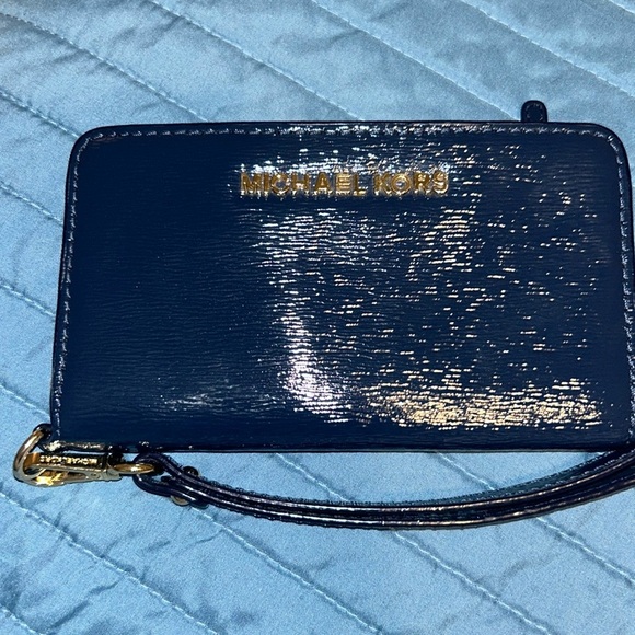 Michael Kors Wristlet Wallet Navy Blue Gold hardware - Picture 2 of 4